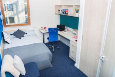 Why Students  Choose Weston Court House in Manchester