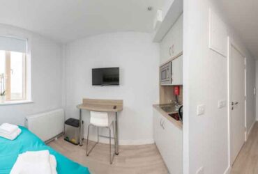 Sky Plaza Fully Furnished Student Apartment in Leeds