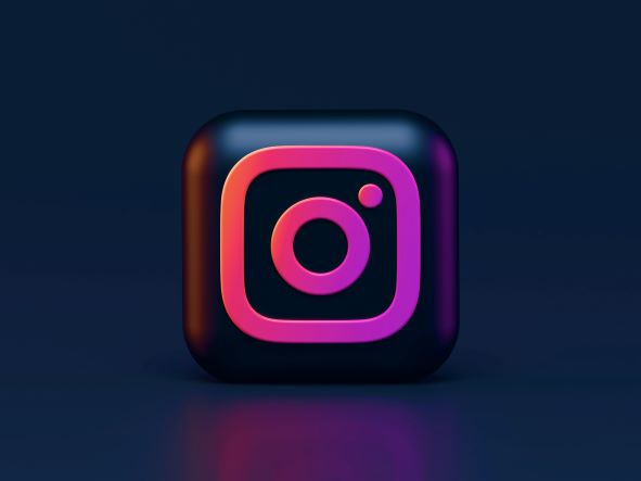 Buy Real Instagram Followers Real & Fast – Famups